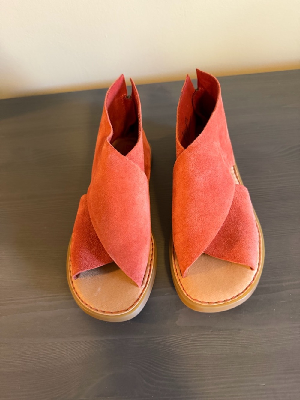 Born IWA Suede Open-Toe Sandals in Aragosta Red - Picture 3 of 8